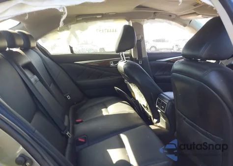 2018 Infiniti Q50 3.0T Luxe z USA, uszkodzony, nr VIN JN1EV7AP8JM359895